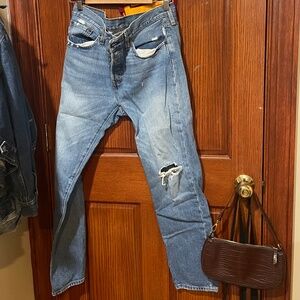 Levi's 501 T tapered jean mid rise
